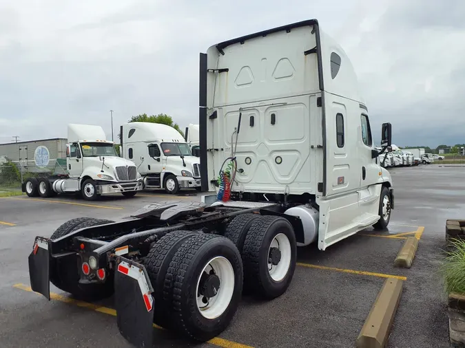 2019 FREIGHTLINER/MERCEDES CASCADIA 125