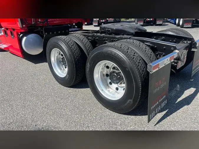 2022 FREIGHTLINER CA126