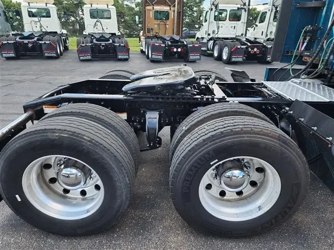 2022 FREIGHTLINER CASCADIA