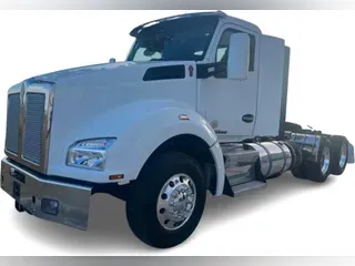 2020 Kenworth T880