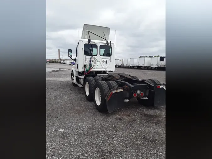 2018 FREIGHTLINER/MERCEDES CASCADIA 125