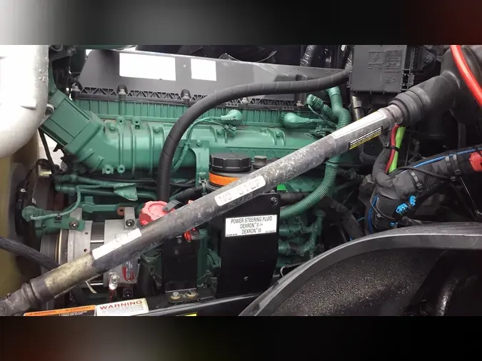 2023 Volvo VNL860880d429aabbab82da5258e4bae7ef9d7