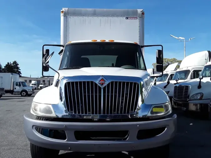 2017 NAVISTAR INTERNATIONAL 4300