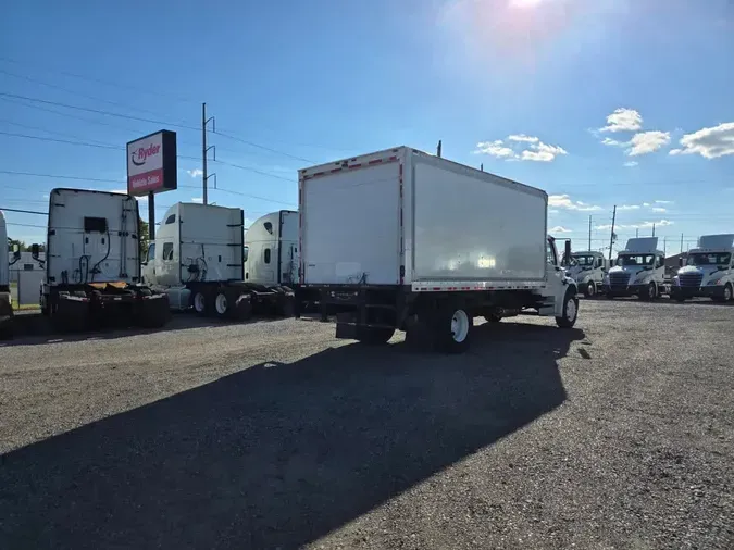 2019 FREIGHTLINER/MERCEDES M2 106