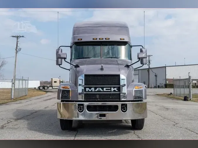 2024 MACK ANTHEM 64T880e1679dc61834fbdded1c51dcbe5c4