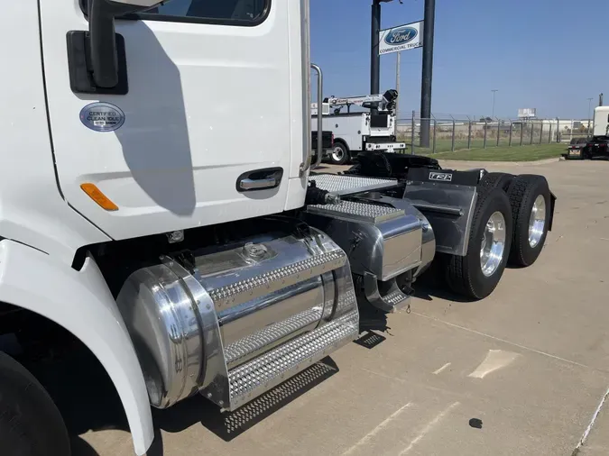 2020 Peterbilt 579