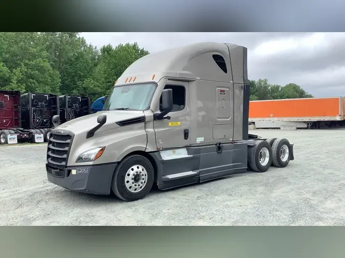 2022 Freightliner Cascadia