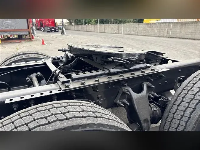 2022 INTERNATIONAL LT