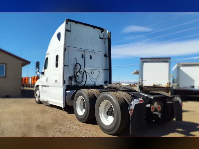 2018 FREIGHTLINER/MERCEDES CASCADIA 125881748a63a19e92273d5780c1b95ec08