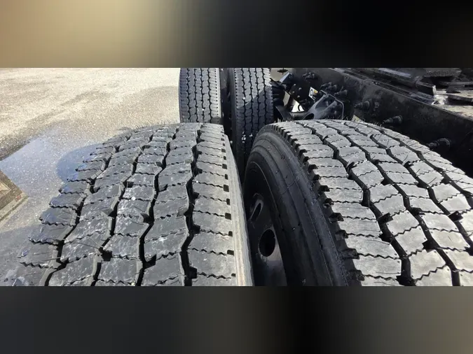 2023 Peterbilt 56788185fbb7e3aad8ff421b3efa580d16f