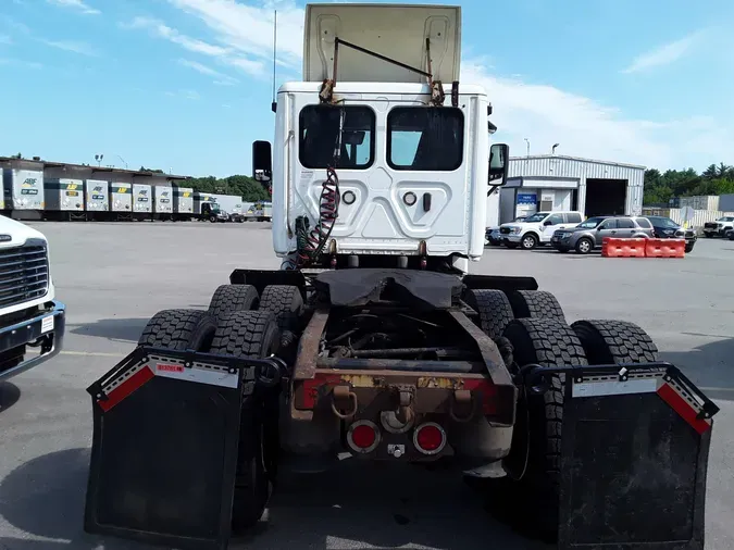 2019 FREIGHTLINER/MERCEDES CASCADIA 125