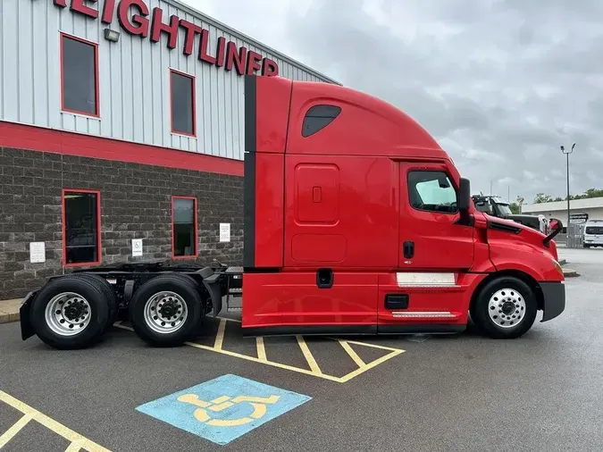 2022 Freightliner Cascadia&reg;