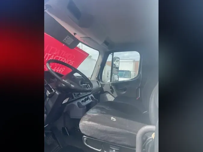 2016 FREIGHTLINER M2 106881c2b0e0c27463e93dded6e7884f1a8