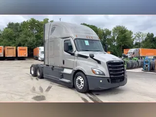 2023 Freightliner Cascadia