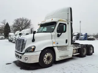 2016 FREIGHTLINER/MERCEDES CASCADIA 125