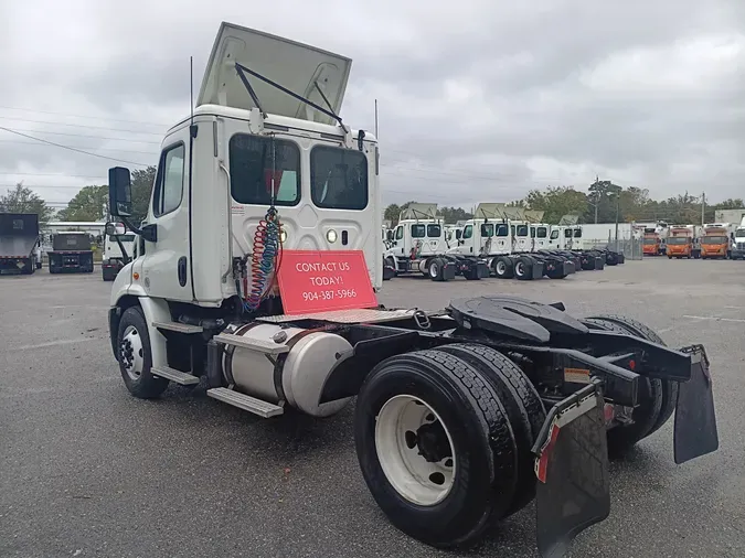 2018 FREIGHTLINER/MERCEDES CASCADIA 113