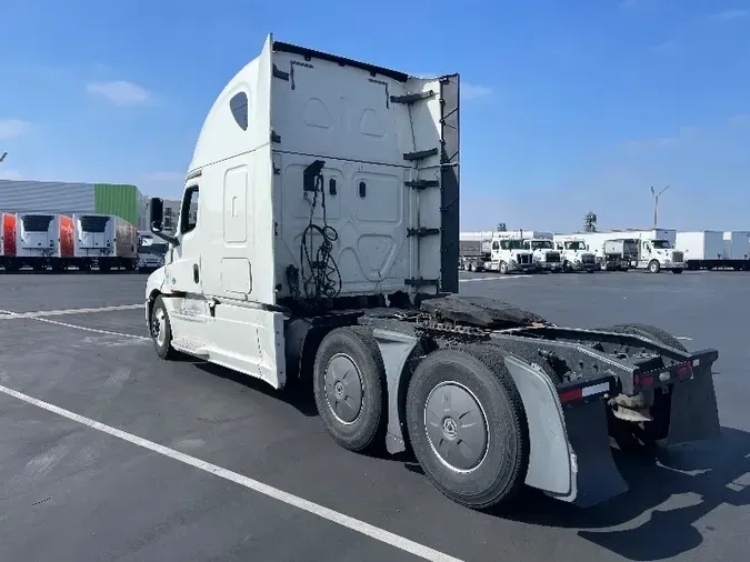 2019 Freightliner T12664ST