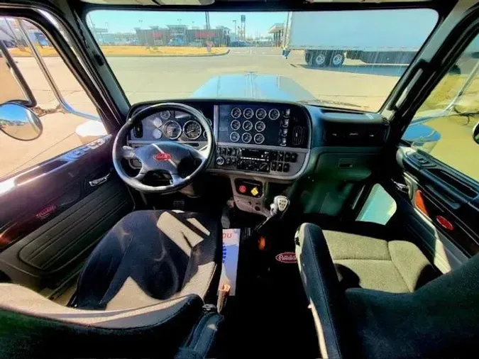 2022 Peterbilt 38988278bb3f947650b4eab826379cfa54e