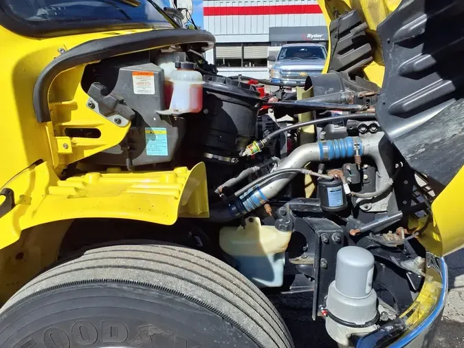 2019 FREIGHTLINER/MERCEDES M2 106