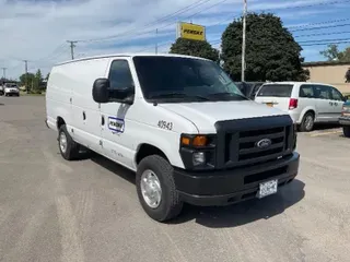 2014 FORD MOTOR COMPANY E350