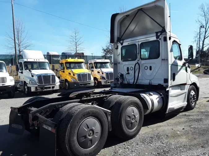 2019 FREIGHTLINER/MERCEDES NEW CASCADIA PX12664