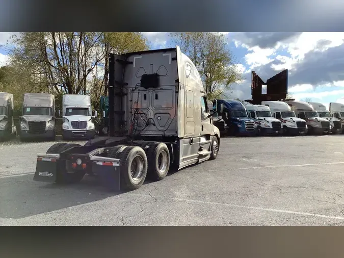 2021 Freightliner Cascadia 1268830080ecccddac91d58ae1e9825b7e7