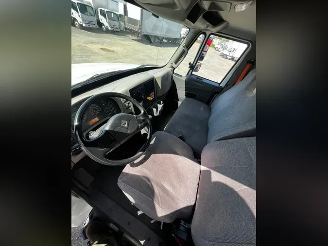 2019 NAVISTAR INTERNATIONAL 4300