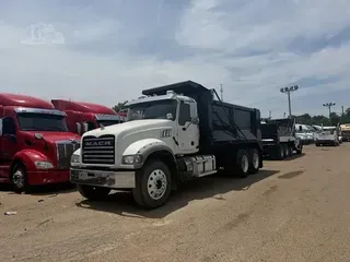 2020 MACK GRANITE 64FT