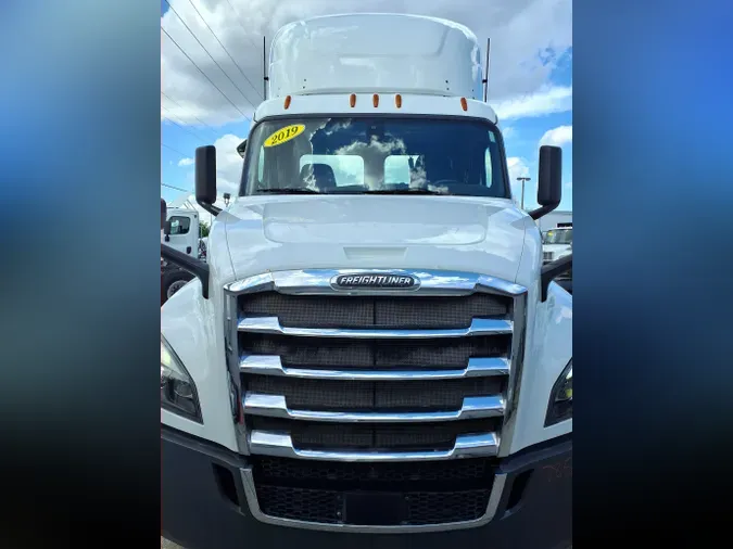 2019 FREIGHTLINER/MERCEDES NEW CASCADIA 126