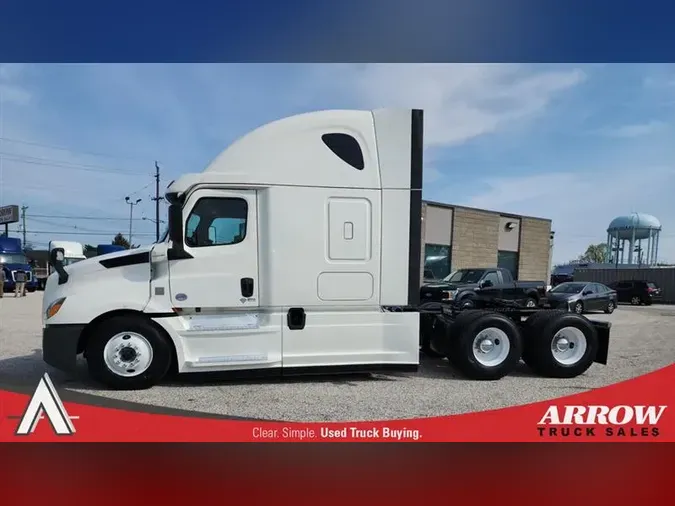 2019 FREIGHTLINER CA126