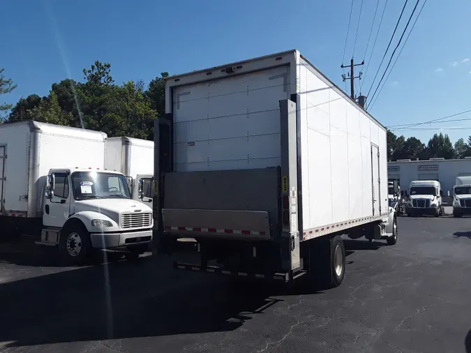 2018 FREIGHTLINER/MERCEDES M2 106