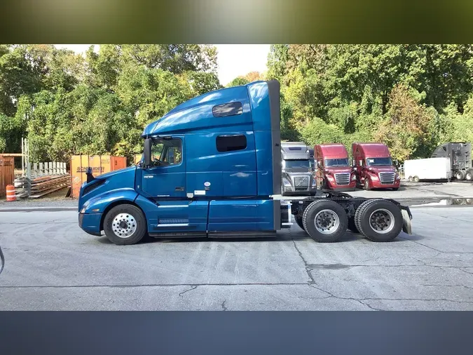 2022 Volvo VNL760883f653807ef10a18218015d78ba8dbc