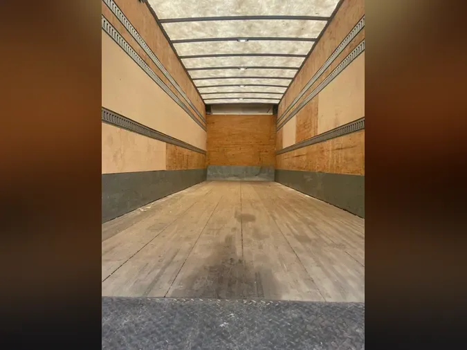 2017 KENWORTH TRUCKS K270