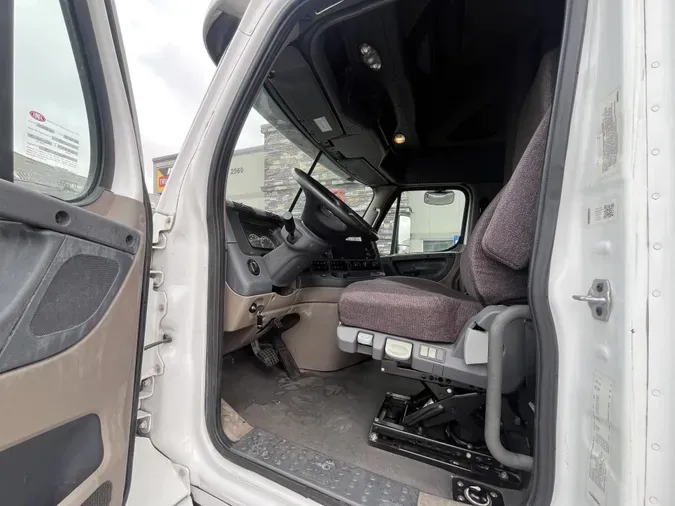 2020 Freightliner Cascadia