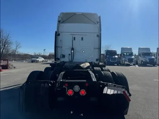 2020 FREIGHTLINER/MERCEDES NEW CASCADIA 116