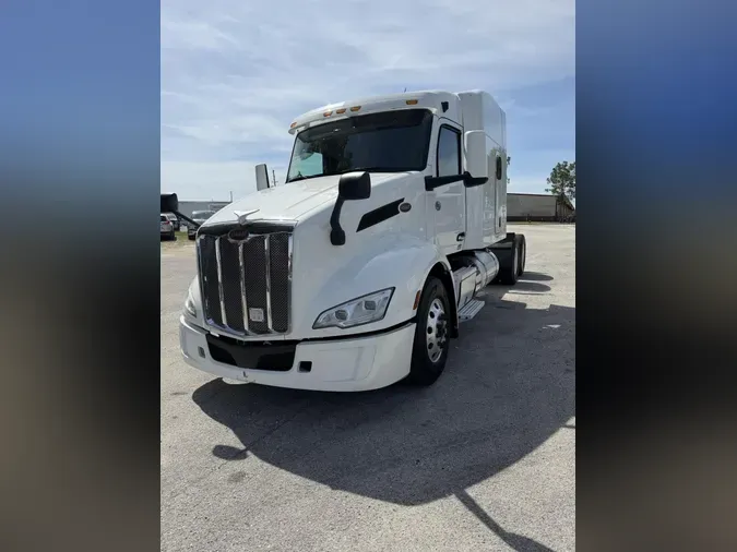 2022 Peterbilt 579884861de2f666dc3bc1d7e8a01157650