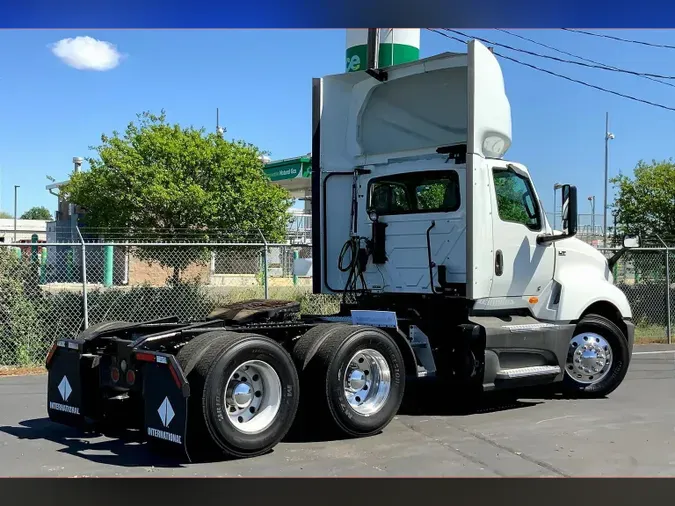 2020 INT LT625 6x4884a15dd96338cb2b199faafabab48ec