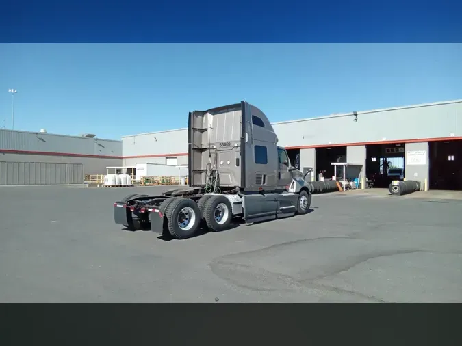 2022 International LT