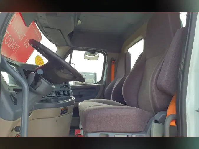 2019 FREIGHTLINER/MERCEDES CASCADIA 125