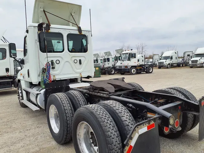 2018 FREIGHTLINER/MERCEDES CASCADIA 125