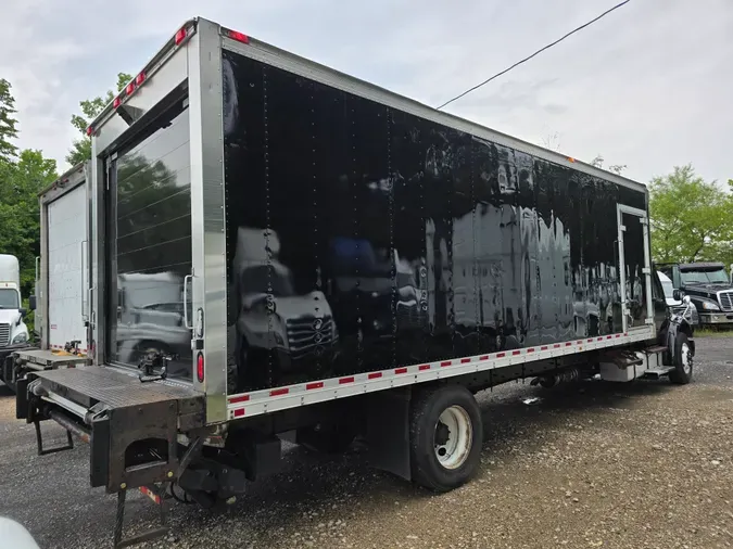 2016 FREIGHTLINER/MERCEDES M2 106