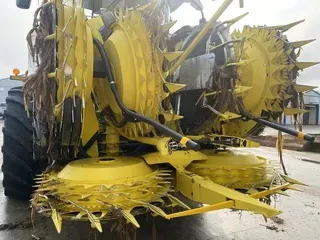2021 John Deere 772