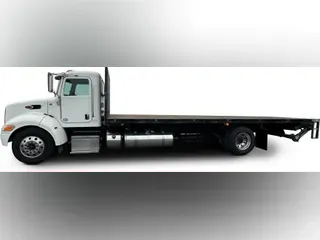 2019 Peterbilt 337