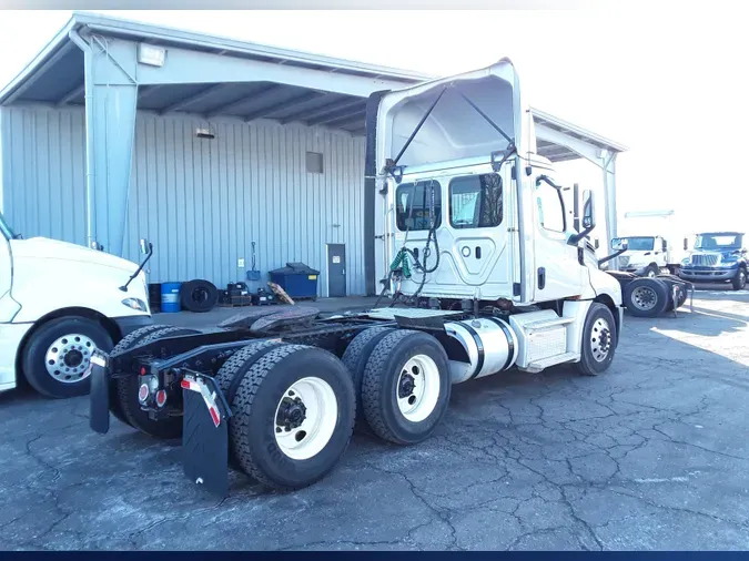 2019 FREIGHTLINER/MERCEDES NEW CASCADIA PX12664