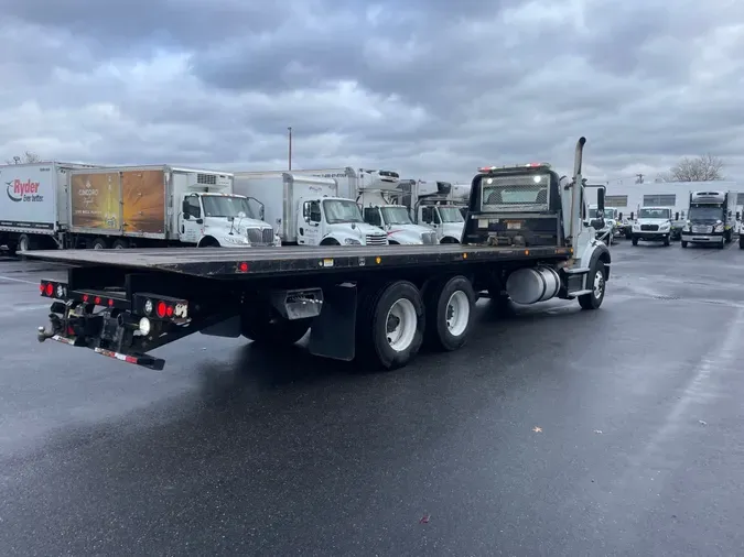 2016 FREIGHTLINER/MERCEDES M2 112