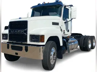 2025 Mack Pinnacle PI64