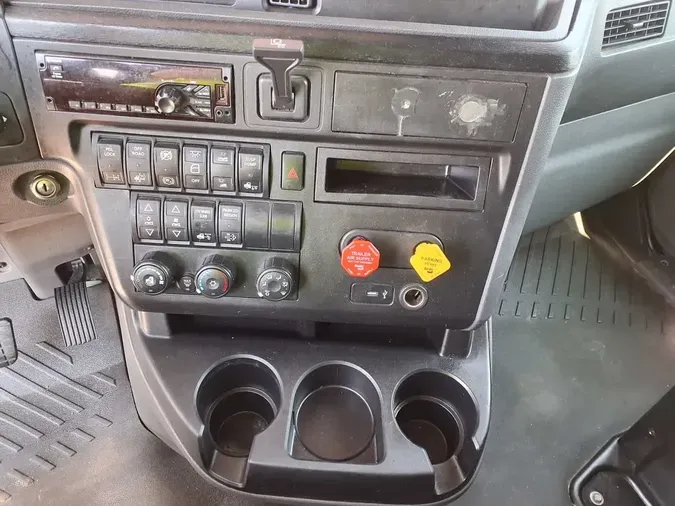 2020 NAVISTAR INTERNATIONAL LT625 SLPR CAB