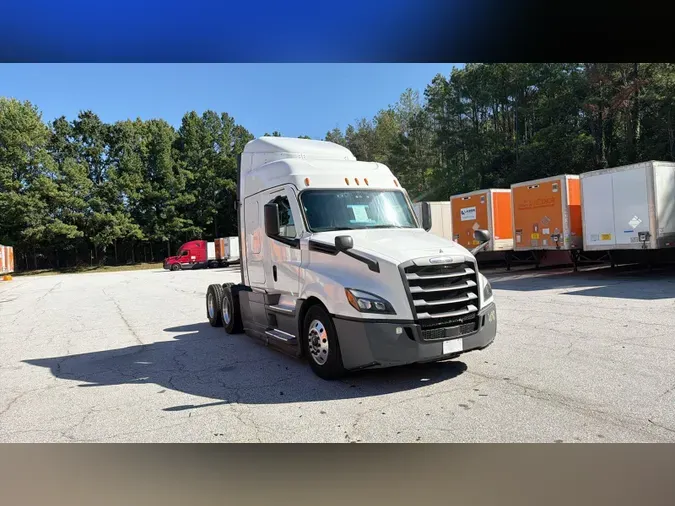 2022 Freightliner Cascadia 1268860b0cabe832251ee1b78801c6f1e31