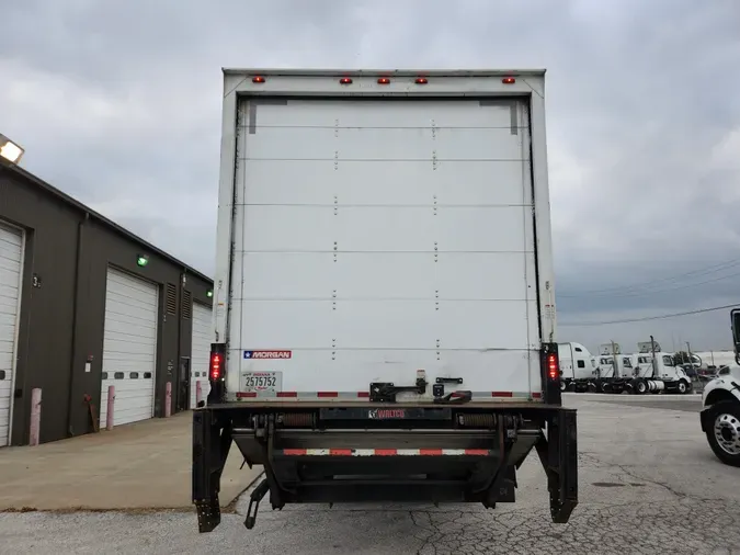 2018 FREIGHTLINER/MERCEDES M2 106