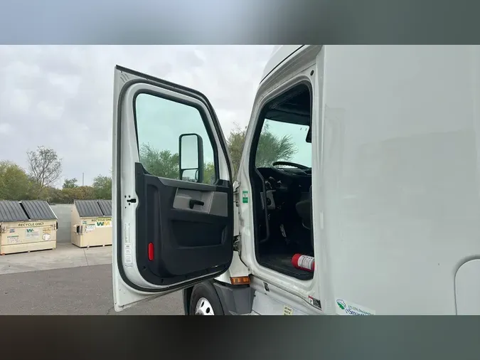 2022 Freightliner Cascadia 12688631a6e0038f983fc26c6ac058301da